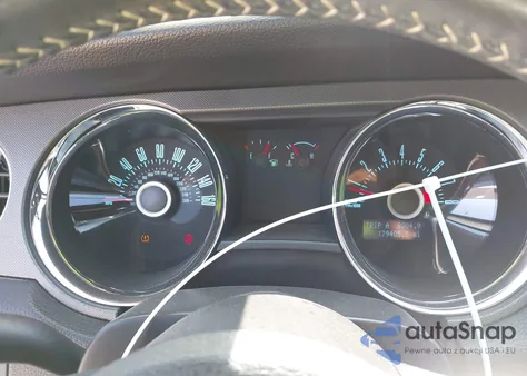 2013 Ford Mustang V6 from USA, damaged, VIN 1ZVBP8AM4D5228853